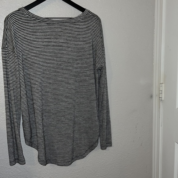 GAP long sleeved shirt - Picture 3 of 4